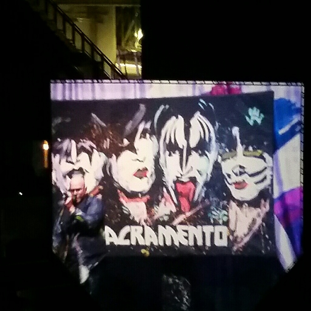 Meet your Posher, Carmen
